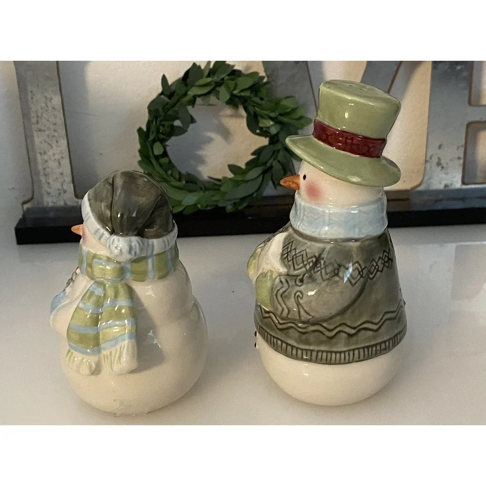 Snowman Salt Pepper Shaker with Caddy 3 pc Set 5.5
